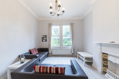 2 Bedroom Flat to rent in Dartmouth Road, Kilburn, London, NW2