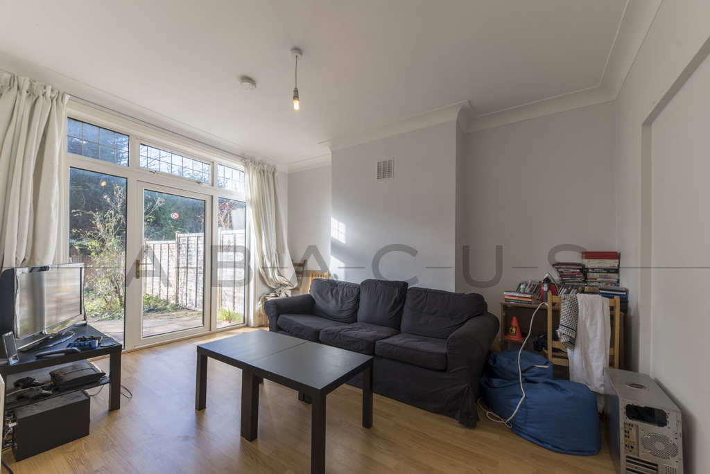 4 Bedroom House to rent in Kensal Rise, London, NW10