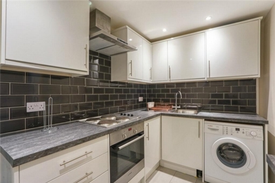 2 Bedroom Apartment to rent in Euston Road, Marylebone, London, NW1