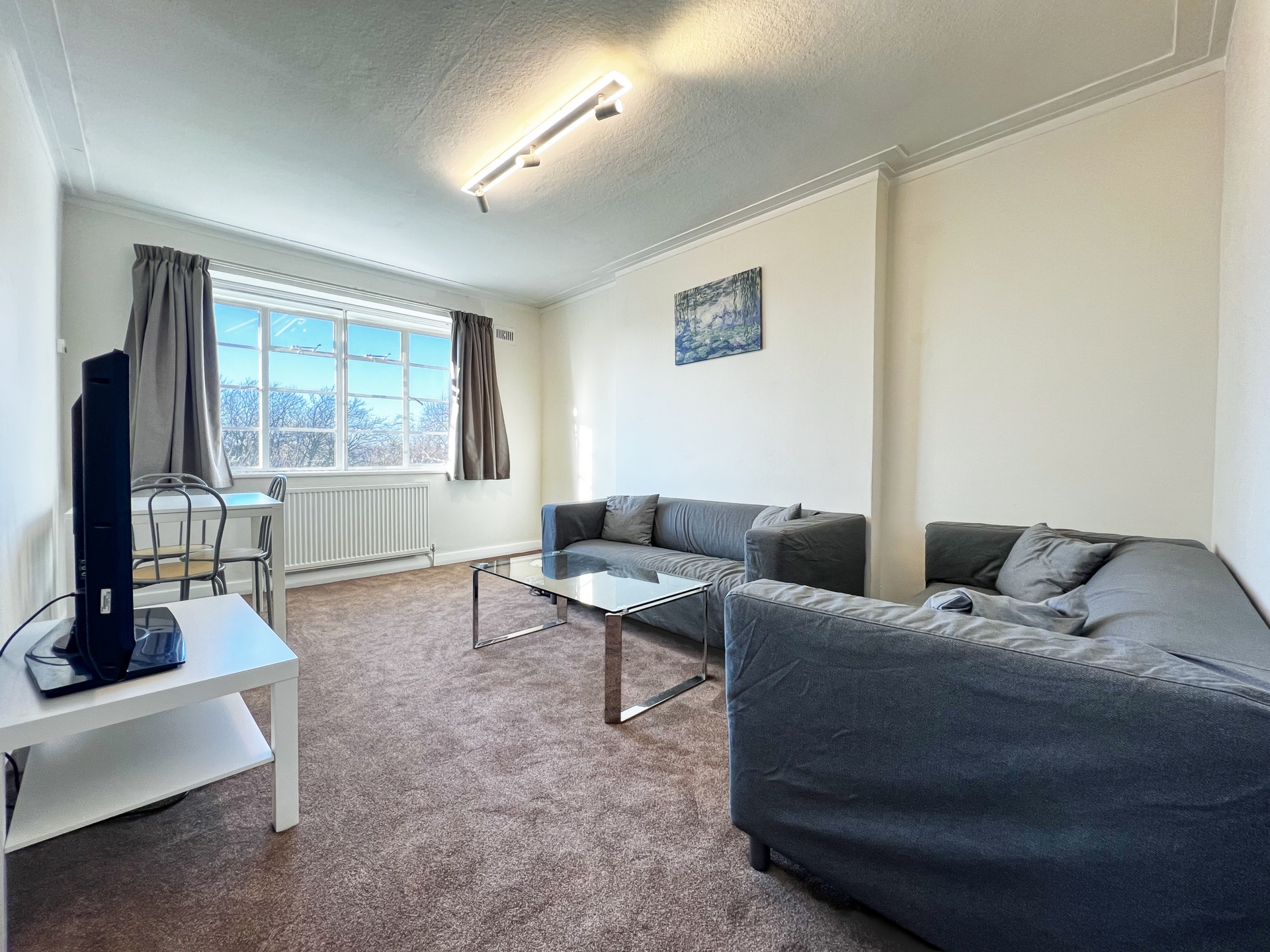 1 Bedroom Flat to rent in Kilburn, London, NW2