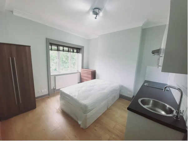 Flat to rent in Hampstead, London, NW3