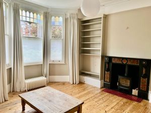 4 Bedroom House to rent in Chevening Road, Queens Park, London, NW6