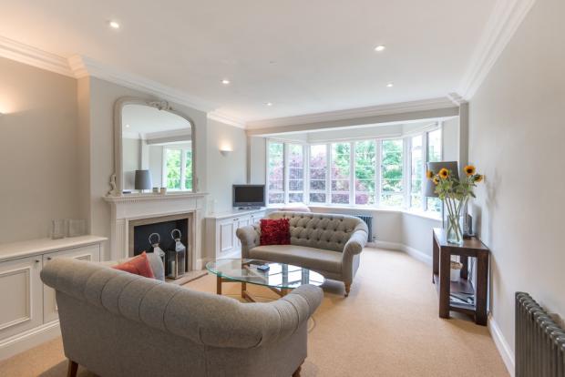 2 Bedroom Apartment to rent in Hampstead, London, NW3