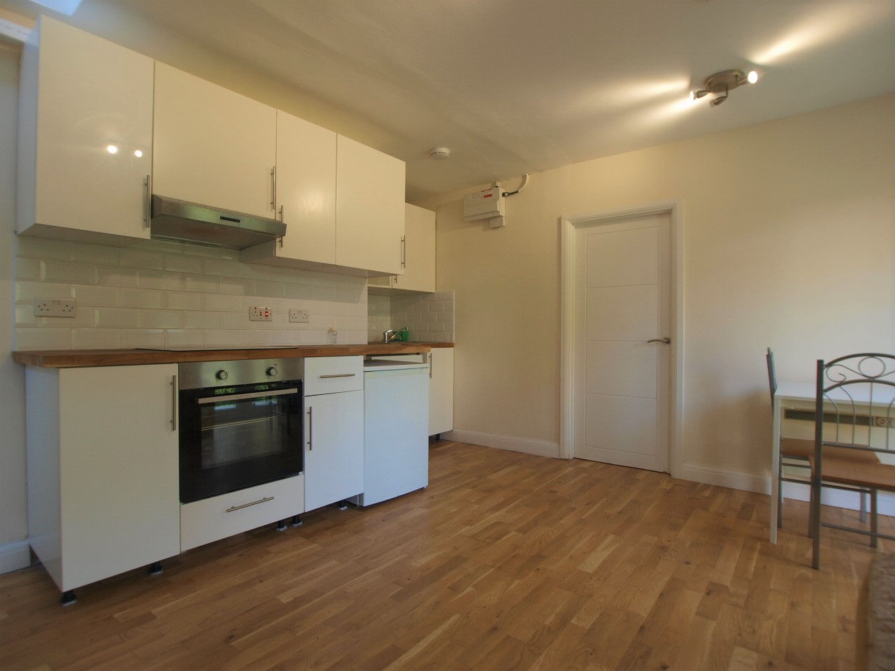 1 Bedroom Flat to rent in Turnpike Lane, London, N15