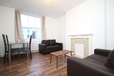 2 Bedroom Flat to rent in Miranda Road, Archway, London, N19