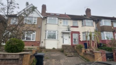 5 Bedroom Terraced to rent in Northwood Gardens, Greenford, London, UB6