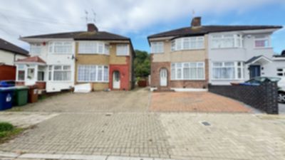 4 Bedroom SEMI-DETACHED to rent in Bellamy Drive, Stanmore, London, HA7