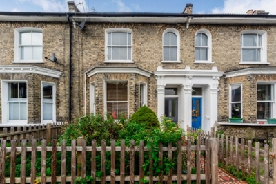 3 Bedroom House to rent in Bonfield Road, Lewisham, London, SE13