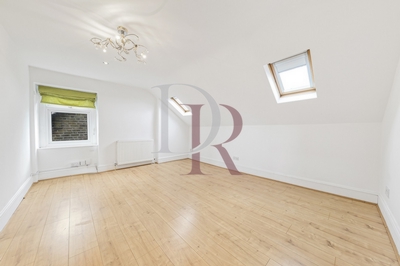 1 Bedroom Flat to rent in Hainault Road, Leytonstone, London, E11