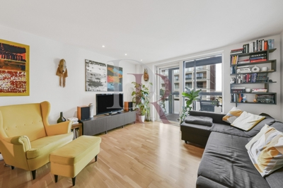 3 Bedroom Apartment to rent in Dalston Square, Dalston, London, E8