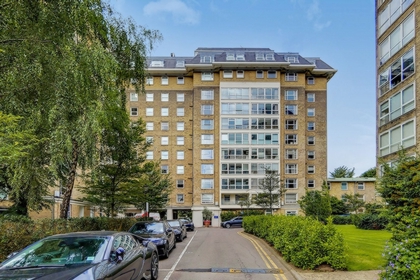 3 Bedroom Apartment to rent in St. Johns Wood Park, St John's Wood, London, NW8