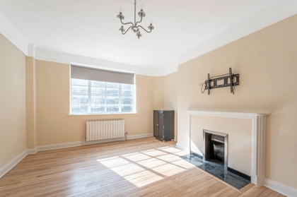 1 Bedroom Flat to rent in Adelaide Road, Swiss Cottage, London, NW3