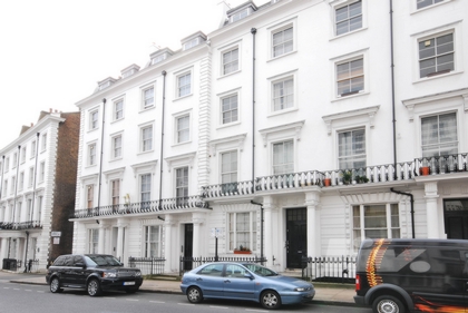 1 Bedroom Apartment to rent in Gloucester Terrace, Paddington, London, W2