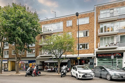 1 Bedroom Apartment to rent in Fairfax Road, South Hampstead, London, NW6