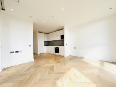 2 Bedroom Apartment to rent in Oberman Road, Dollis Hill, London, NW10