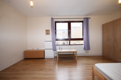 1 Bedroom Flat to rent in Nicholsfield Walk, Islington, London, N7