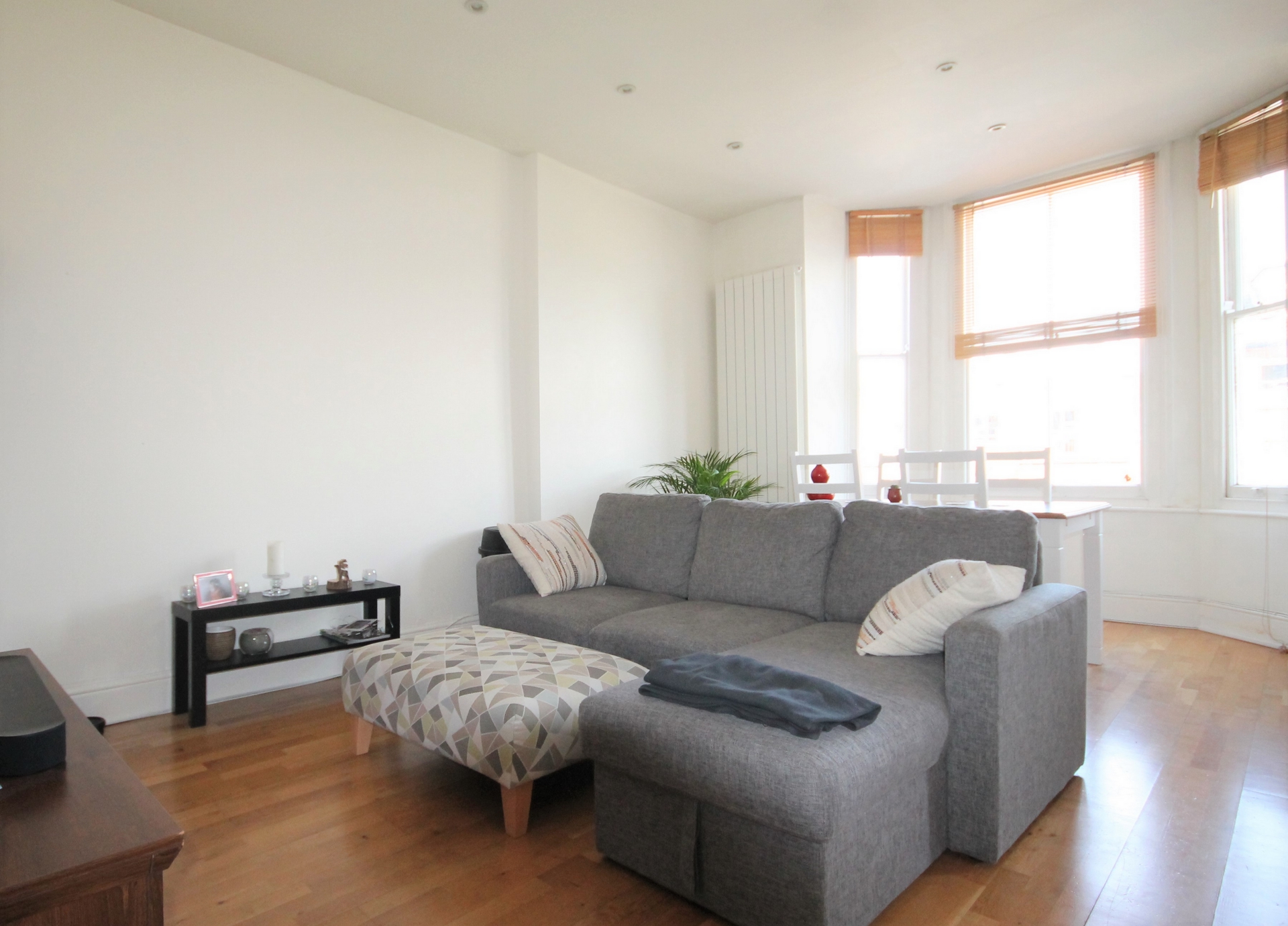 2 Bedroom Flat to rent in Belsize Park, London, NW3