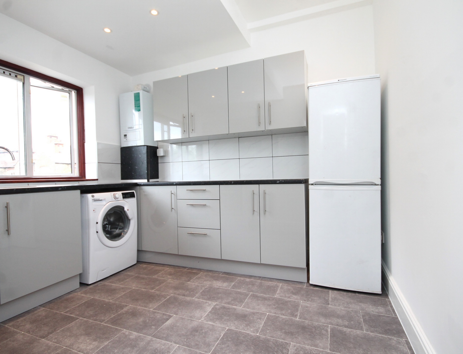 3 Bedroom Flat to rent in Golders Green, London, NW11