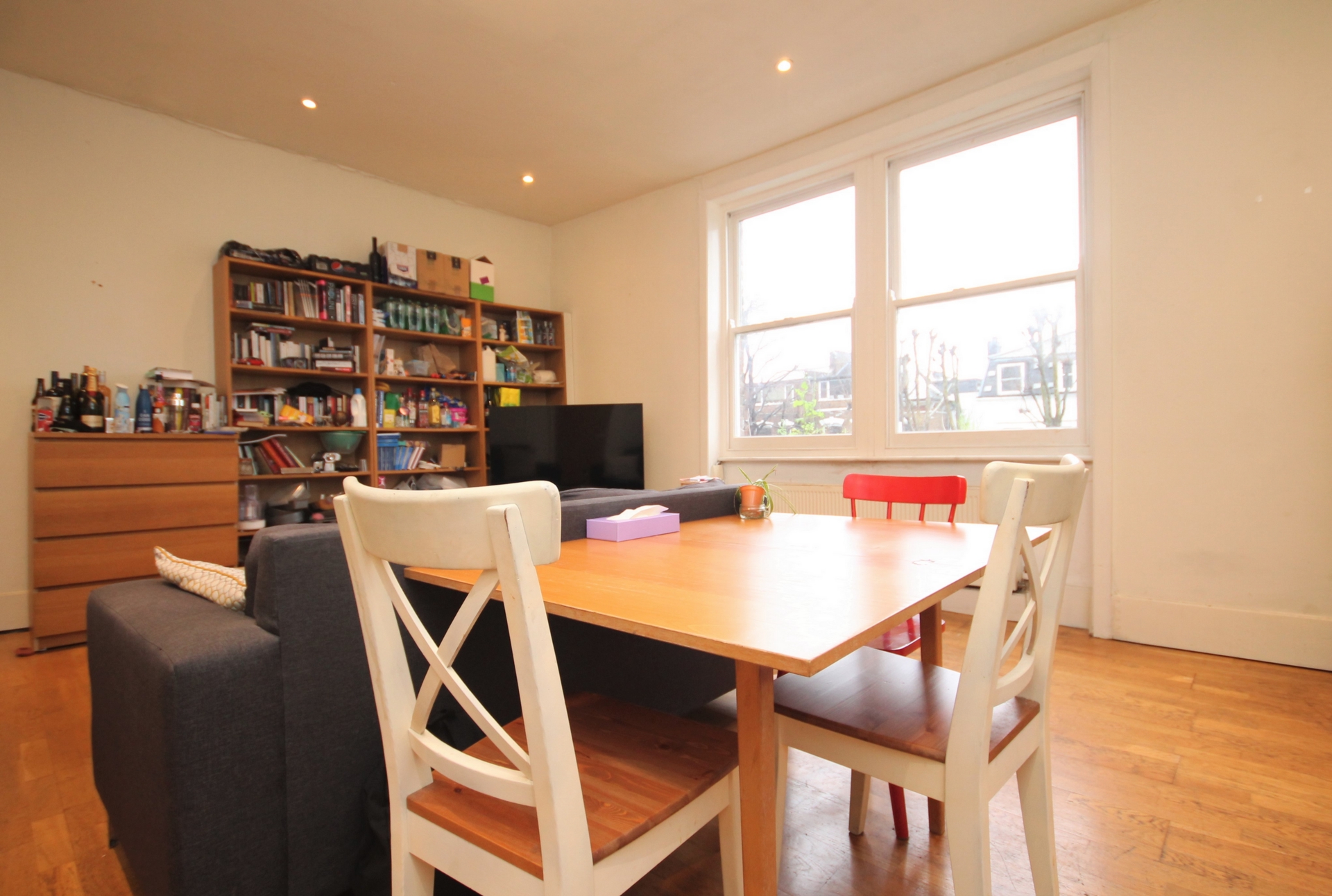 3 Bedroom Flat to rent in Islington, London, N7