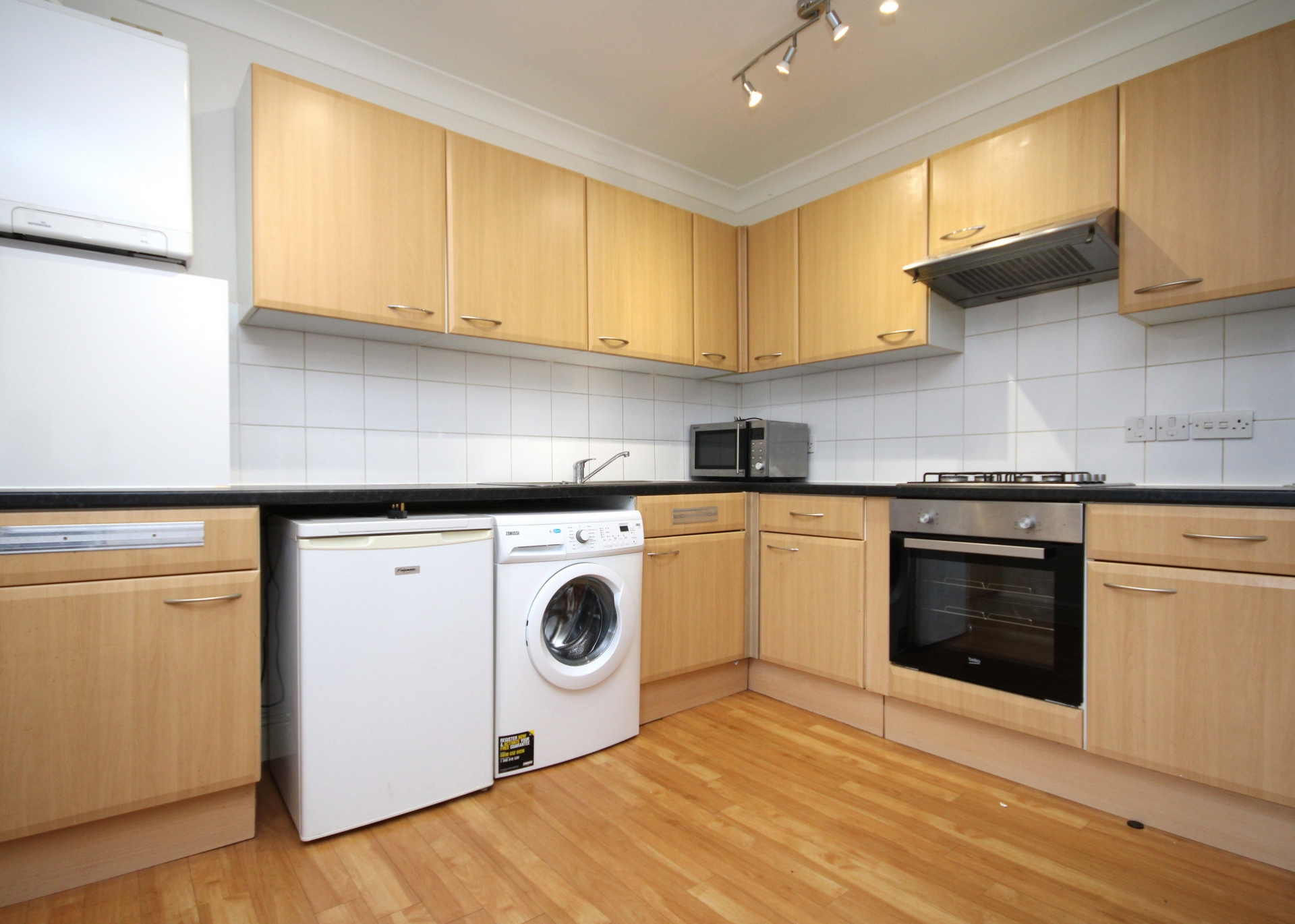 1 Bedroom Flat to rent in Finsbury Park, London, N7