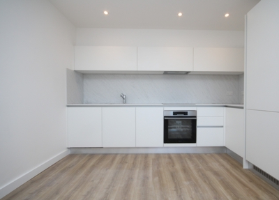 1 Bedroom Flat to rent in Green Lanes, Palmers Green, London, N13