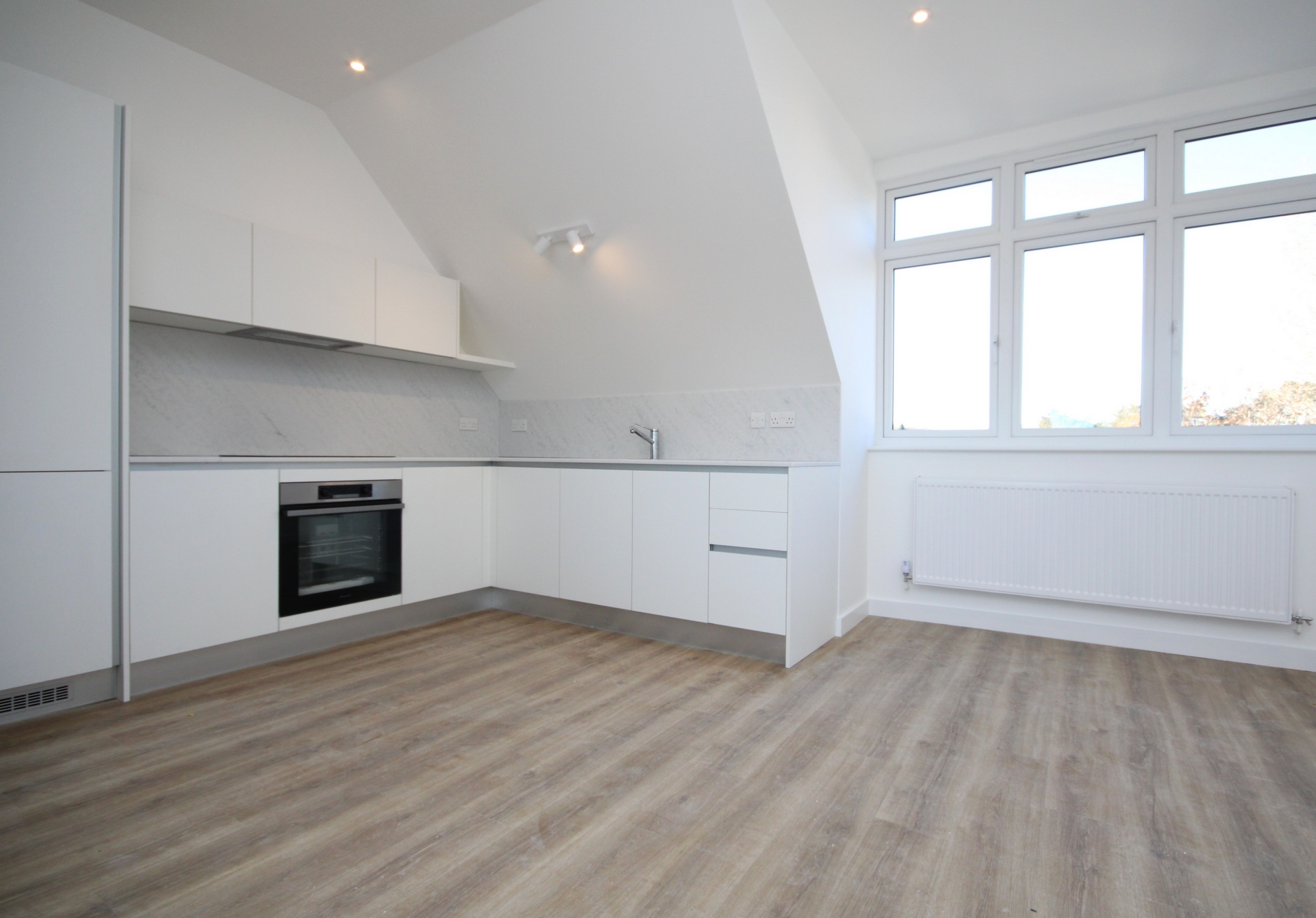 1 Bedroom Flat to rent in Palmers Green, London, N13