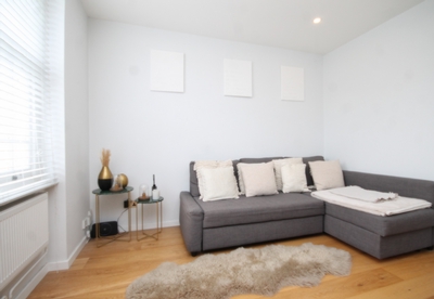 1 Bedroom Flat to rent in Regents Park Road, Primrose Hill, London, NW1