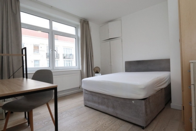 Double room - Single use to rent in Firth House, Turin Street, Bethnal Green, London, E2