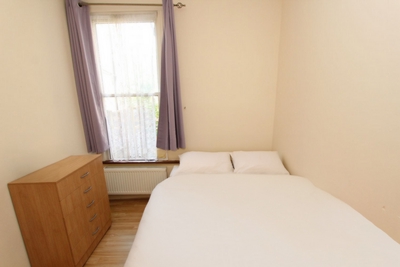 Double room - Single use to rent in Ashlin Road, Leyton, London, E15