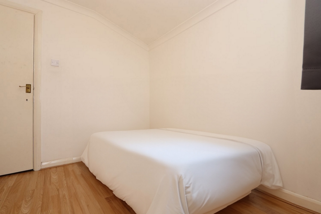 Single Room to rent in Leyton, London, E15