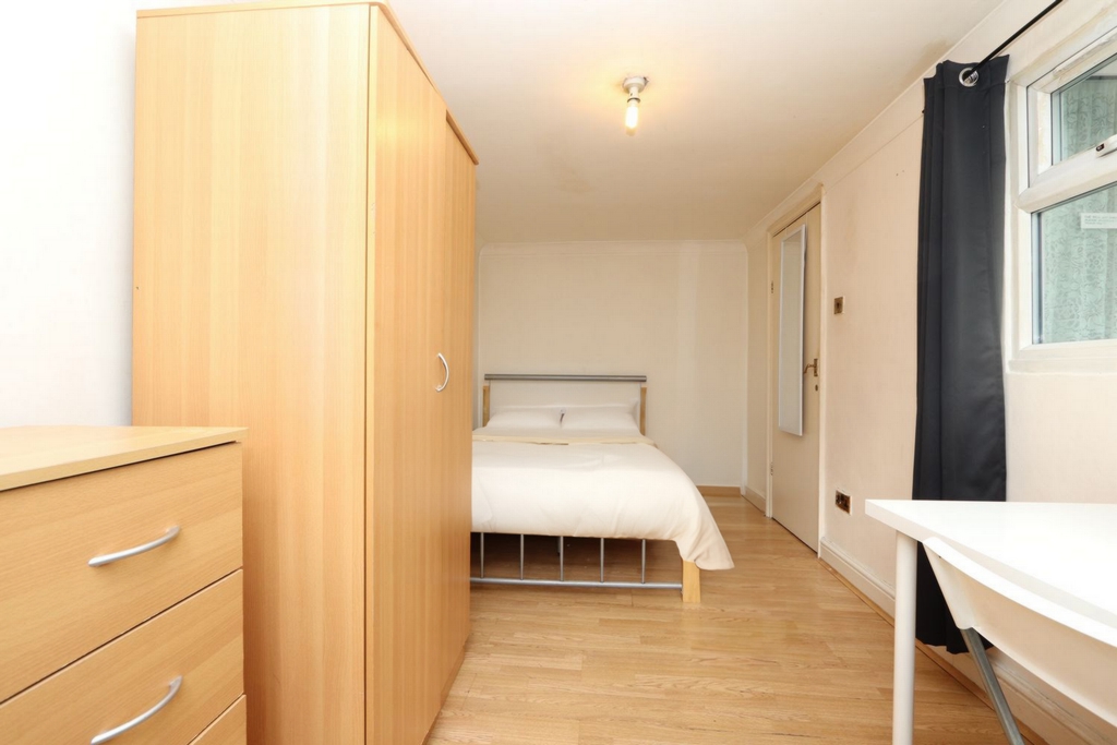 Double room - Single use to rent in Stratford, London, E15