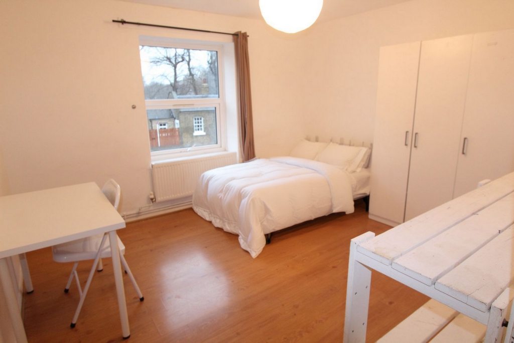 Double room - Single use to rent in Bethnal Green/Victoria Park, London, E2