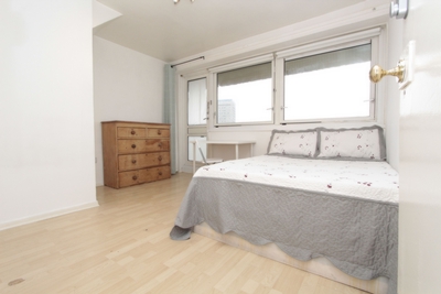 Double room - Single use to rent in Siege House, Sidney Street, Whitechapel, Shadwell, London, E1