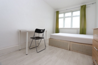 Double room - Single use to rent in Pennyfields, Westferry, London, E14