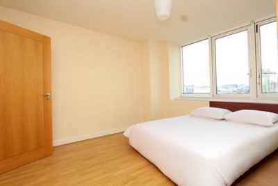 Ensuite Single Room to rent in The Quadrangle House, 84 Romford Road, Stratford,Maryland, London, E15