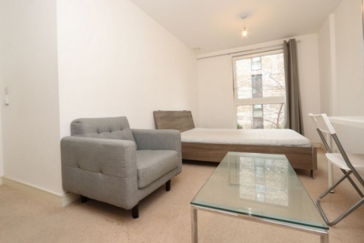 Ensuite Double Room to rent in Copenhagen Court,Yeoman Street, Surrey Quays, London, SE8