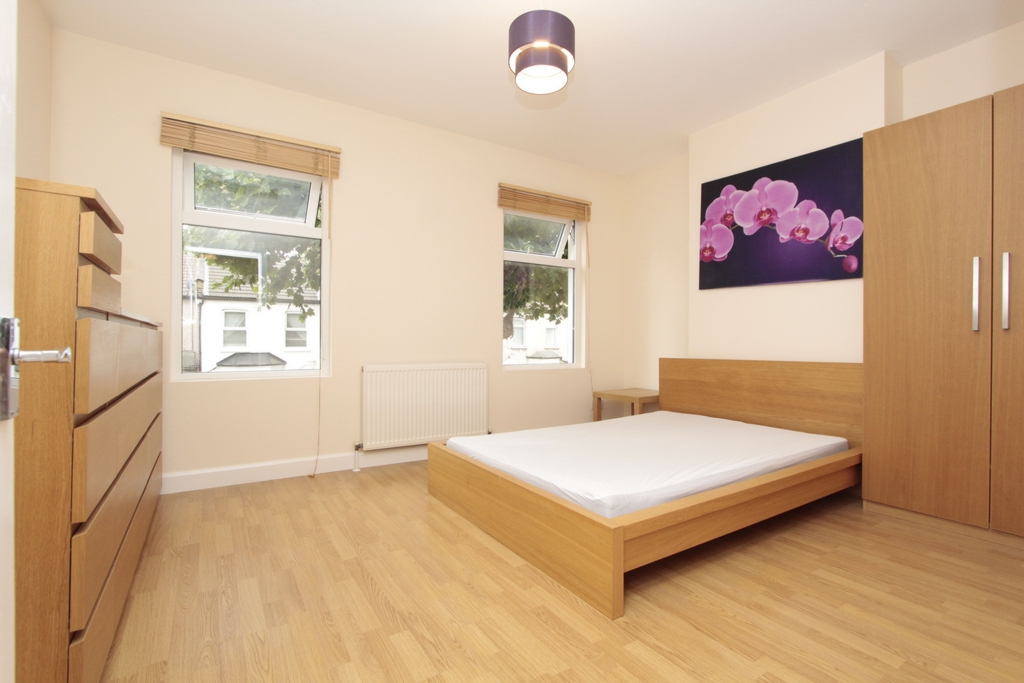 Double room - Single use to rent in Upton Park, London, E6