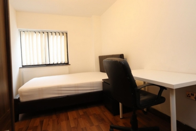 Double room - Single use to rent in Tara House,4 Deptford Ferry Road, Mudchute, London, E14