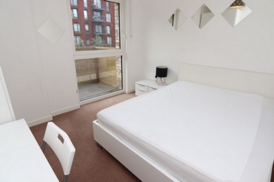 Double room - Single use to rent in Nyland Court,Naomi Street, Canada Water,Surrey Quays, London, SE8