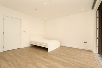 Double Room to rent in Porters Edge Apartment,29 Surrey Quays Road, Canada Water, London, SE16