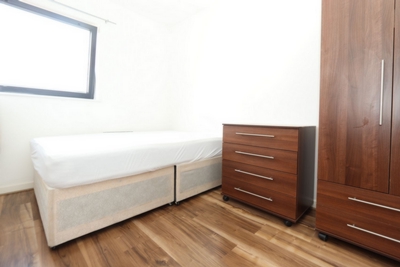 Double room - Single use to rent in Carmine Wharf,30 Copenhagen Place, Limehouse, London, E14