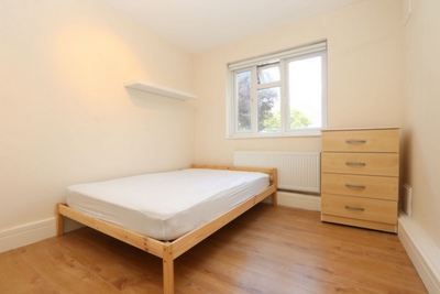 Double room - Single use to rent in Mason House,Frampton Park Road, London Fields, London, E9