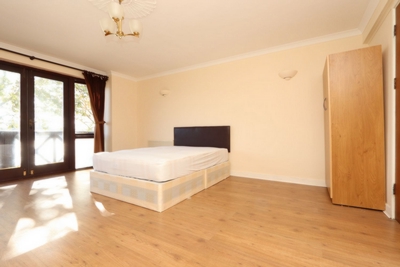 Double Room to rent in Pointers Close, Island Gardens, London, E14