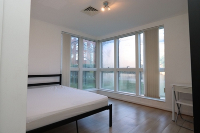 Double room - Single use to rent in Dovecote House,Water Gardens Square, Canada Water, London, SE16