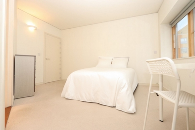 Ensuite Double Room to rent in Alamaro Lodge,Renaissance Walk, North Greenwich, London, SE10