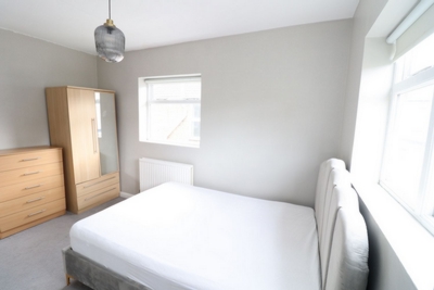 Double room - Single use to rent in Eric Street, Mile End, London, E3