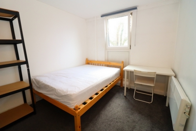 Double room - Single use to rent in Bakersfield,Crayford Road, Holloway, London, N7