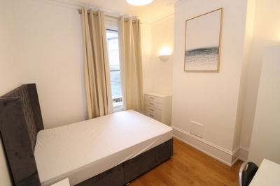 Double room - Single use to rent in Yeldham Road, Hammersmith, London, W6