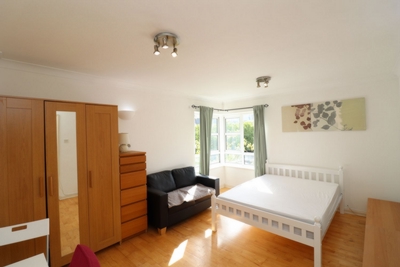 Double Room to rent in Wharf View Court,12 Blair Street, Poplar, London, E14