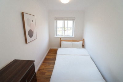 Double room - Single use to rent in Galleons Drive, Barking, London, IG11